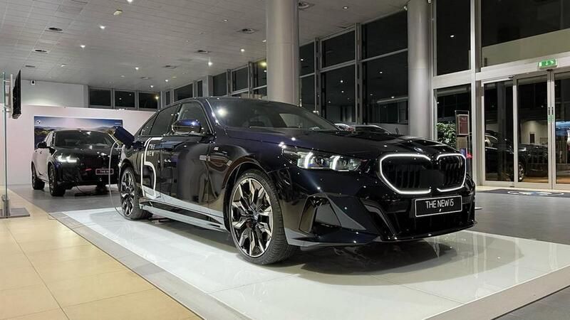 Usata BMW i5 Comfort Edition 250 kW (340 CV) 2024 Nero Berlina