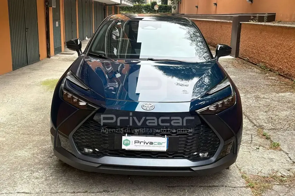 Usata Toyota C-HR Lounge 98 CV (72 kW) 2024 Blu SUV