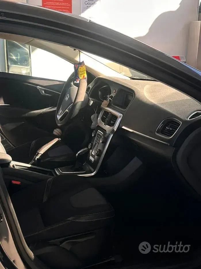 Usata Volvo V40 150 CV (110 kW) 2013 Berlina