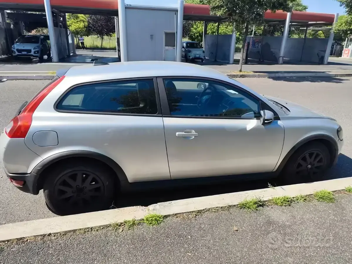 Usata Volvo C30 109 CV (80 kW) 2007 Utilitaria
