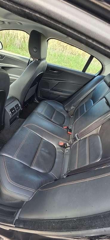 Usata Jaguar XE Prestige 179 CV (131 kW) 2018 Nero Berlina