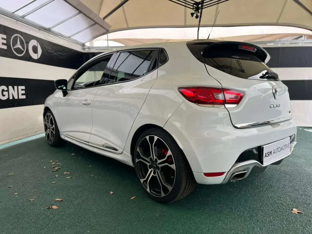 Usata Renault Clio IV R.S. 200 CV (147 kW) 2013 Bianco Berlina