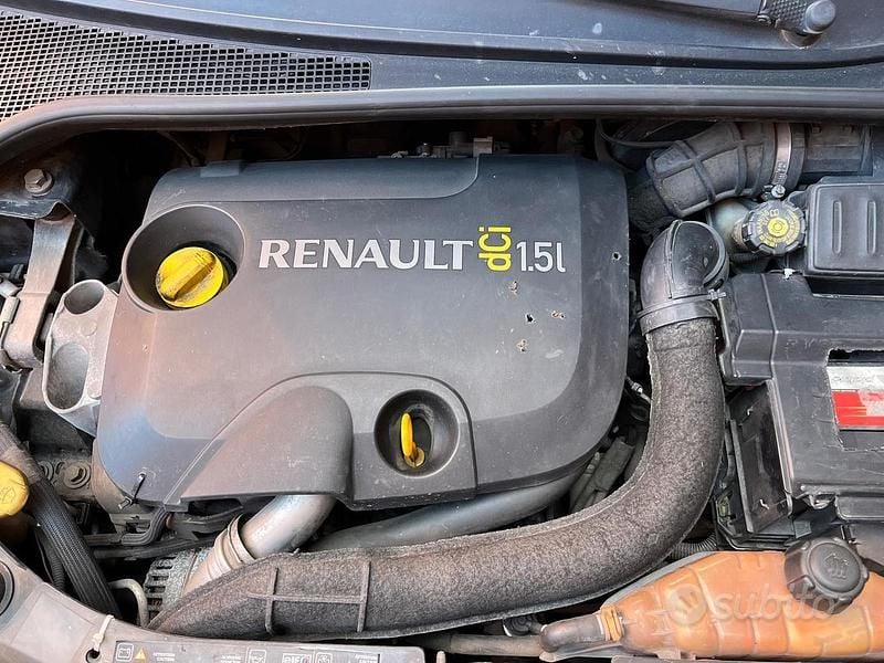 Usata Renault Clio II 2008 Grigio Utilitaria