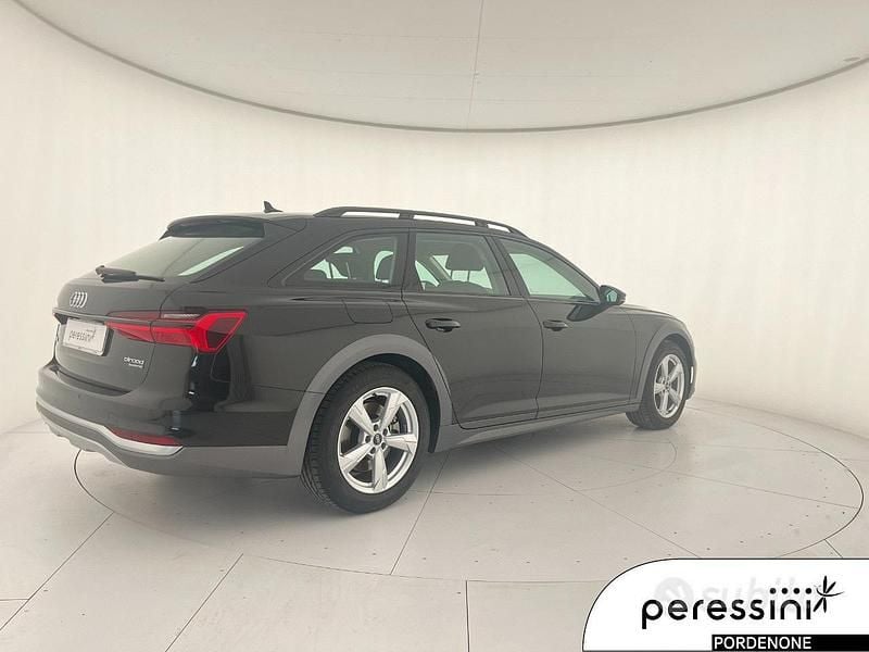Usata Audi A6 Allroad 204 CV (150 kW) 2023 Nero Station wagon