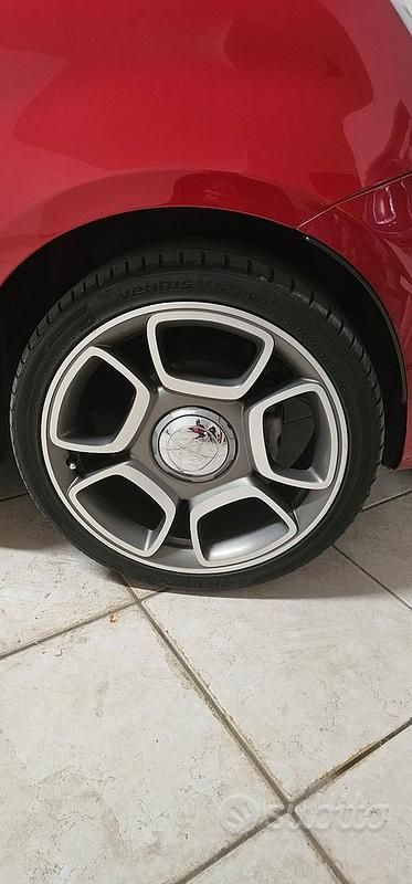 Usata Abarth 500 135 CV (99 kW) 2014 Rosso Utilitaria
