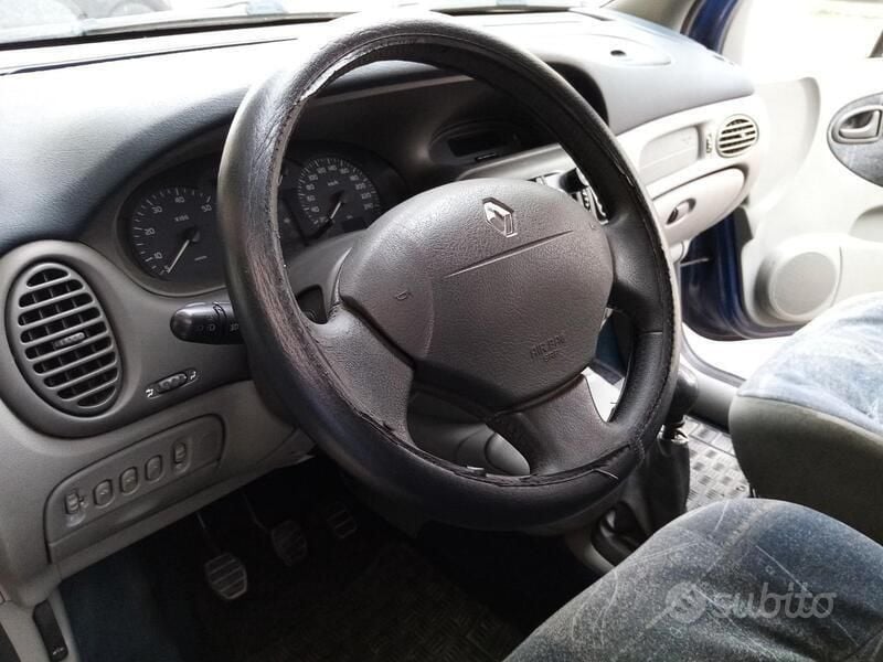 Usata Renault Scénic 2000 Monovolume