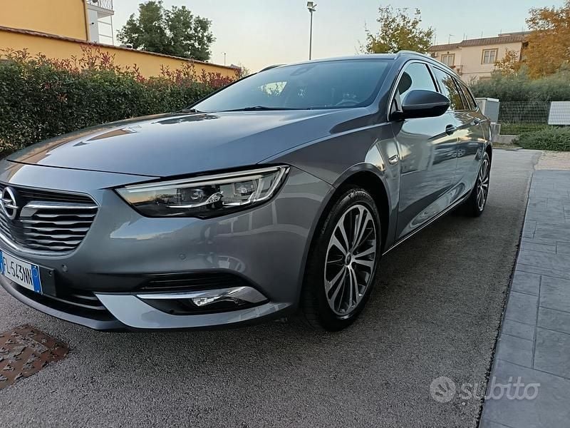 Usata Opel Insignia Cosmo 170 CV (125 kW) 2017 Grigio Station wagon