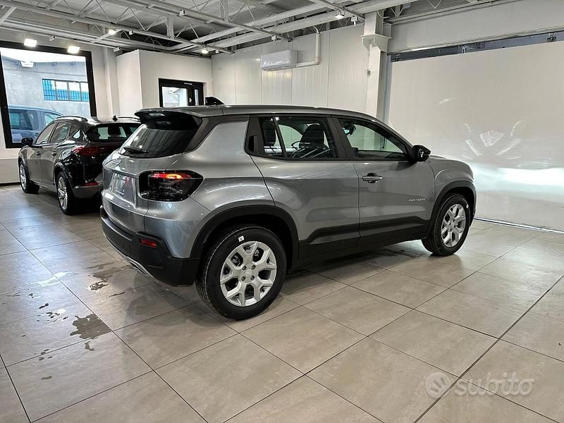 Nuova Jeep Avenger Altitude 101 CV (74 kW) 2025 Grigio SUV