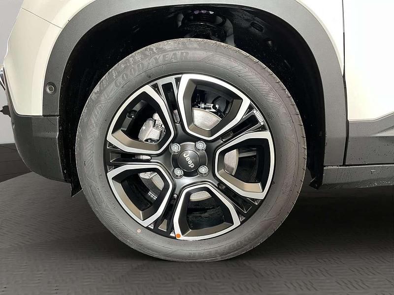 Nuova Jeep Avenger Summit 109 CV (80 kW) 2025 Bianco SUV