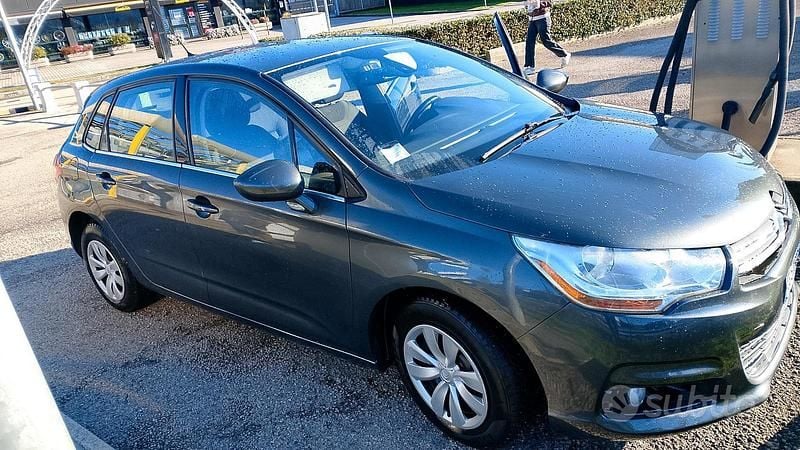 Usata Citroën C4 88 CV (64 kW) 2013 Grigio Utilitaria