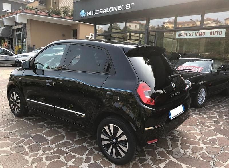 Usata Renault Twingo Intens 60 kW (82 CV) 2022 Nero Utilitaria