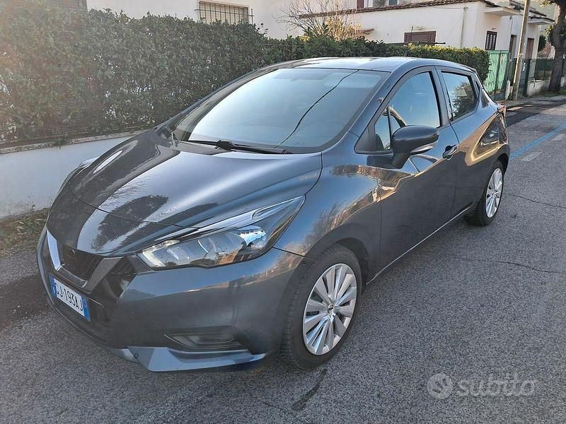 Usata Nissan Micra Acenta 92 CV (67 kW) 2022 Grigio Utilitaria