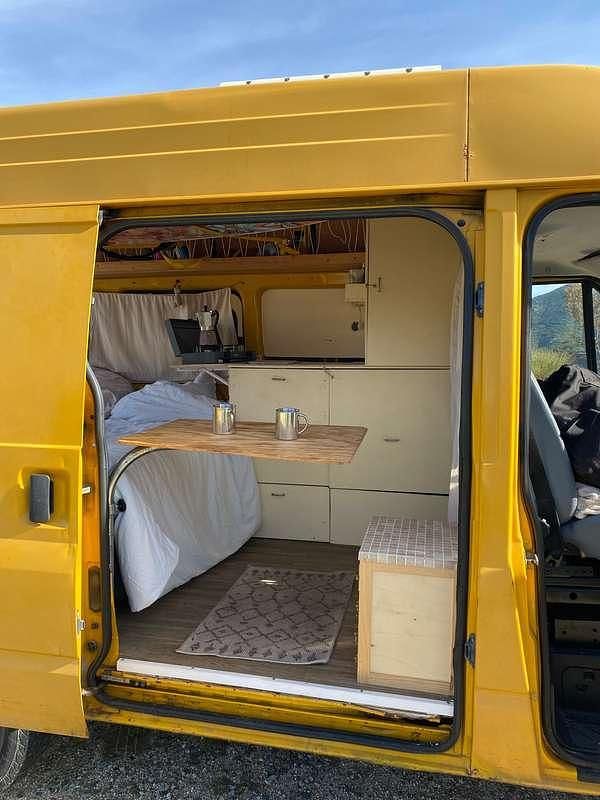 Usata Ford Transit 86 CV (63 kW) 2008 Giallo Furgone