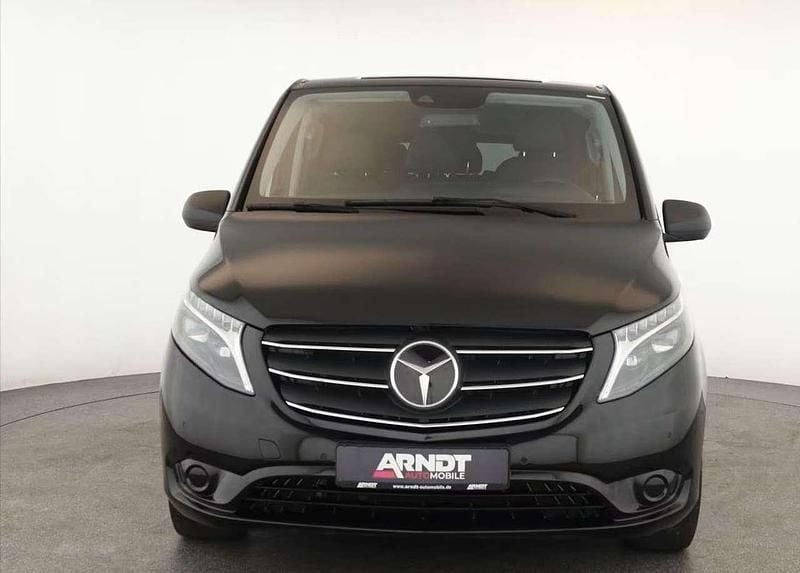 Usata Mercedes Vito 258 CV (189 kW) 2023 Nero Furgone