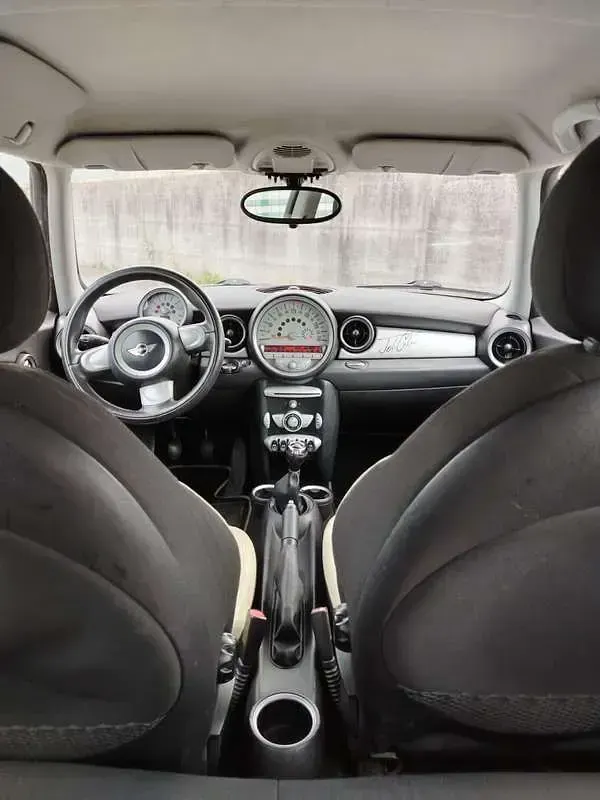 Usata Mini ONE 95 CV (69 kW) 2008 Utilitaria
