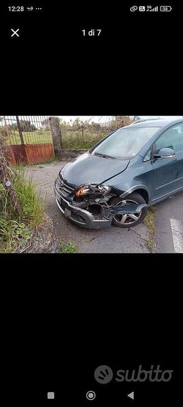 Blu Usata 2007 VW Golf SUV | 2500 € - Immagine 1/4