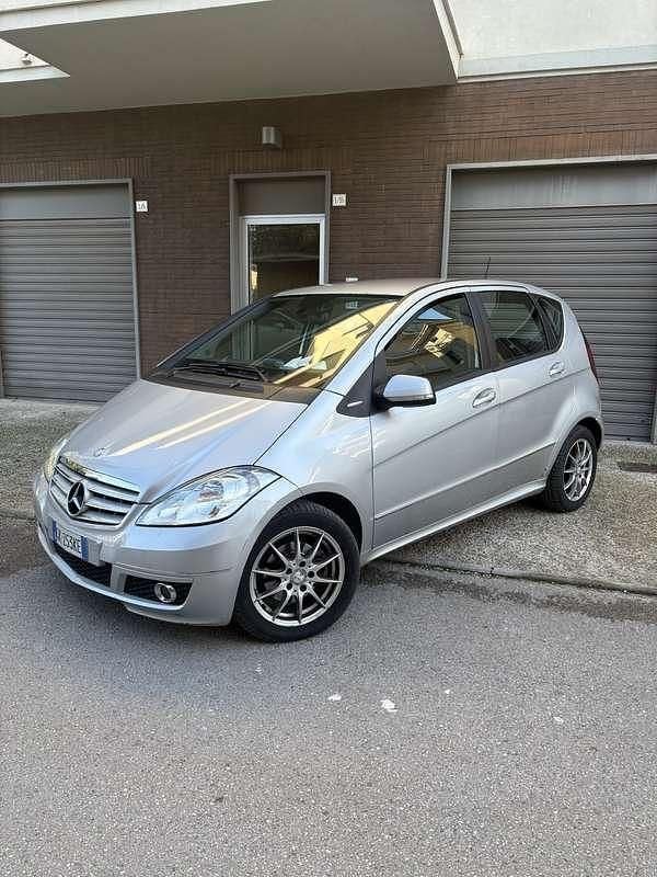 Usata Mercedes A180 Avantgarde 109 CV (80 kW) 2012 Monovolume