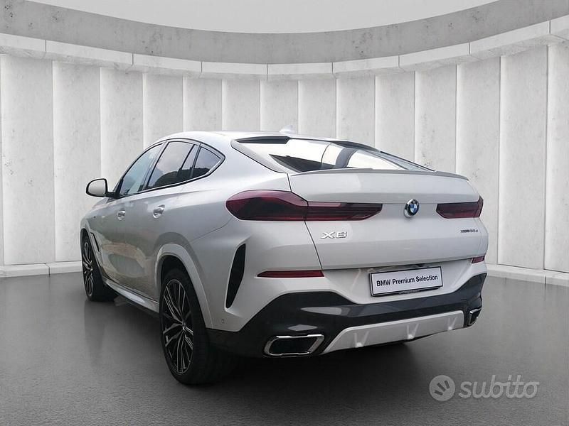 Usata BMW X6 M Sport 333 CV (244 kW) 2022 Bianco SUV