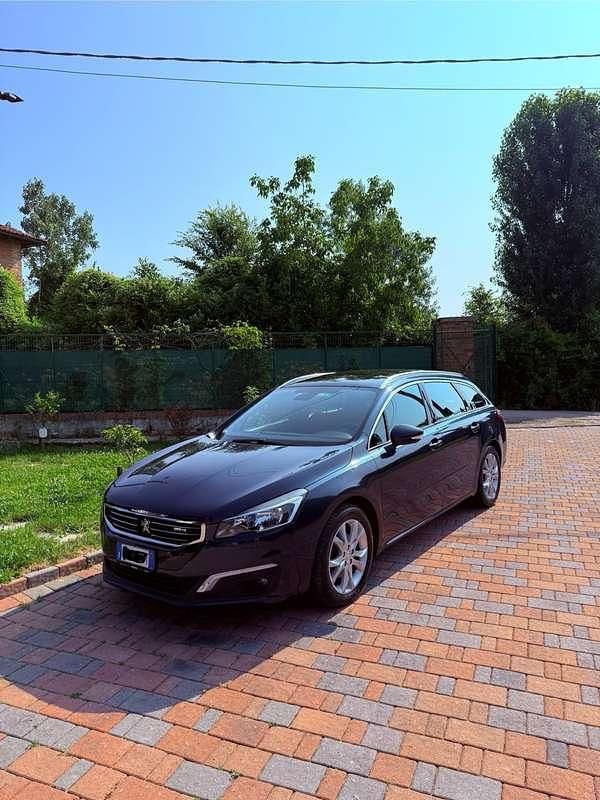 Usata Peugeot 508 SW Business-Line 150 CV (110 kW) 2016 Blu Station wagon