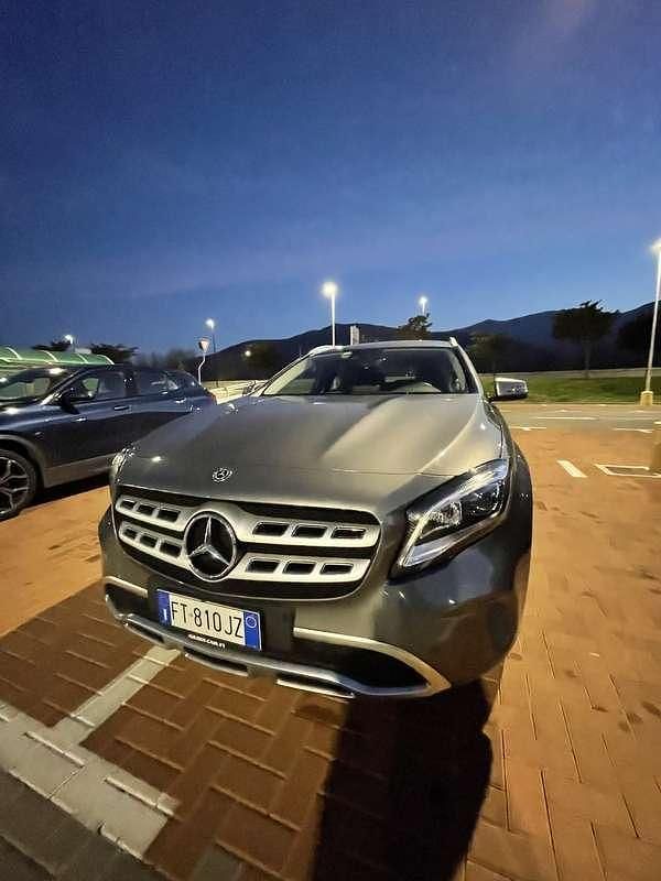 Usata Mercedes GLA200 136 CV (100 kW) 2018 SUV