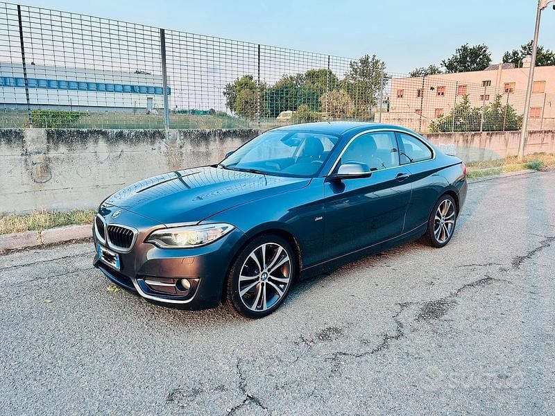 Usata BMW 218 Sport Line 150 CV (110 kW) 2015 Grigio Coupé