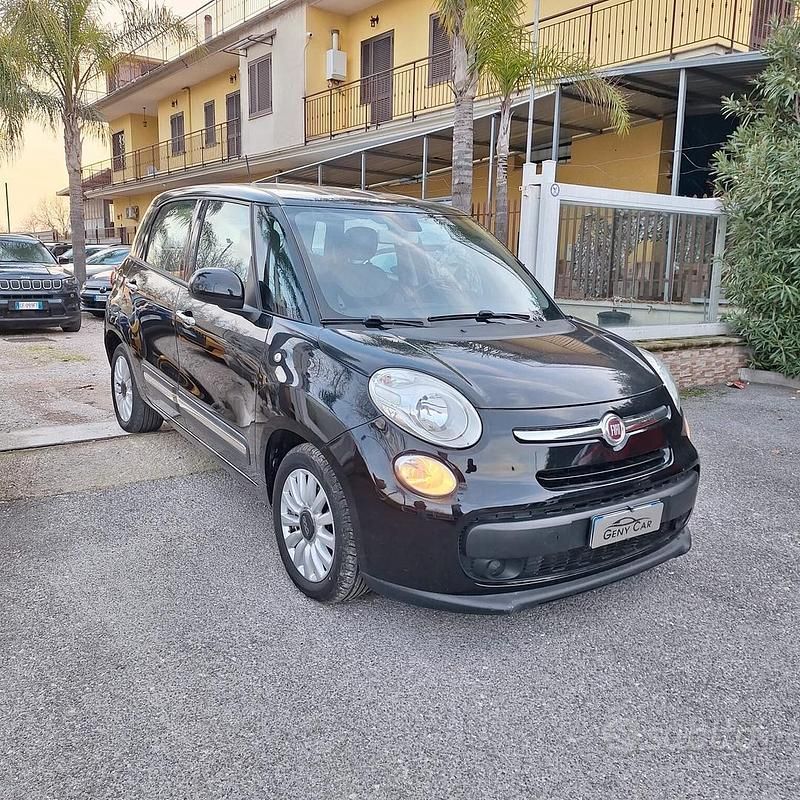Usado Fiat 500L Lounge 95 CV (69 kW) 2016 Negro Monovolumen