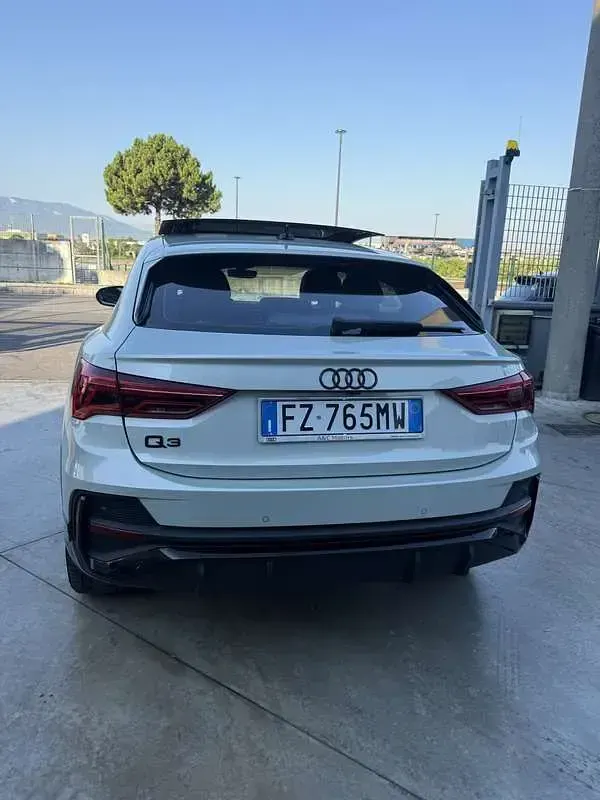 Usata Audi Q3 Sportback S-Line 150 CV (110 kW) 2019 SUV