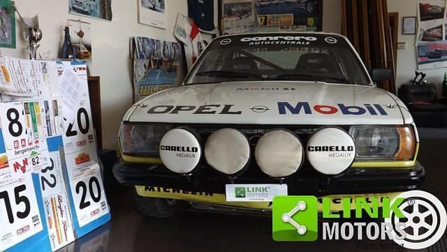 Usata Opel Ascona 110 CV (80 kW) 1981 Bianco Coupé