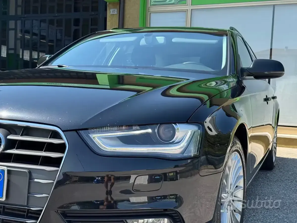 Usata Audi A4 Business Plus 120 CV (88 kW) 2013 Nero Station wagon