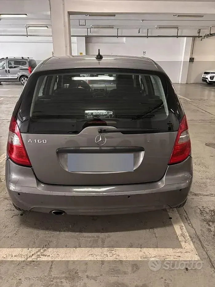 Usata Mercedes A160 95 CV (69 kW) 2011 Grigio Utilitaria