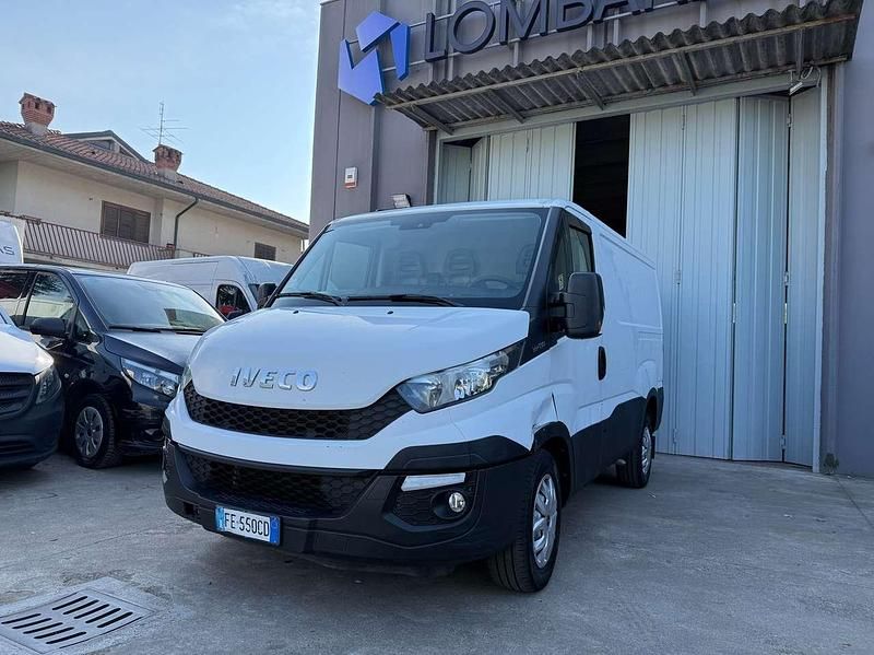 Usata Iveco Daily 126 CV (92 kW) 2016 Bianco Furgone