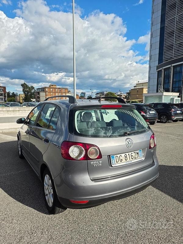 Usata VW Golf Plus Cross 105 CV (77 kW) 2007 Grigio Monovolume