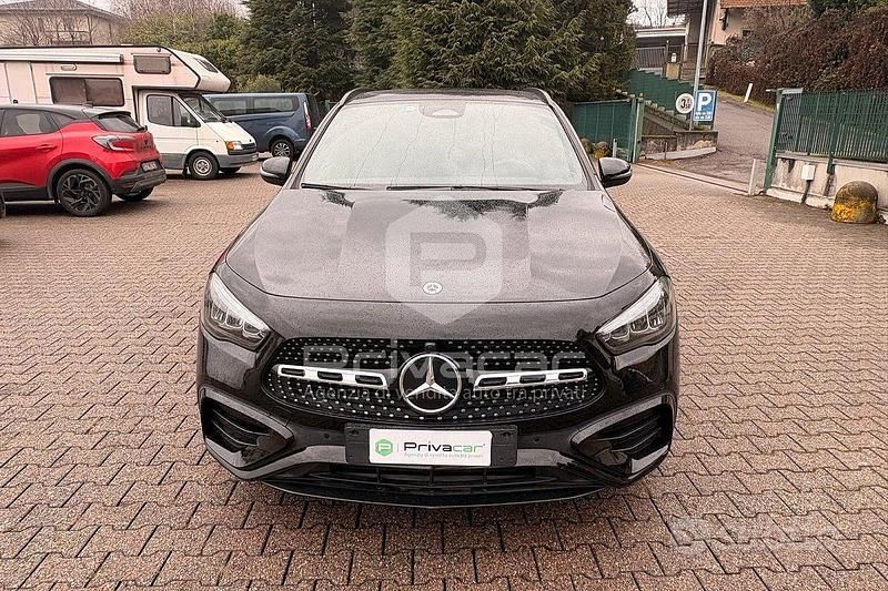 Usata Mercedes GLA200 Advanced 150 CV (110 kW) 2023 Nero SUV