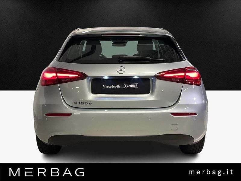 Usata Mercedes A180 Advanced 116 CV (85 kW) 2025 Argento Berlina