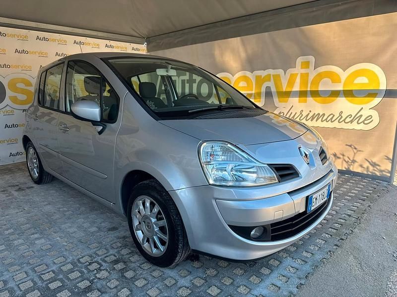 Grigio Usata 2012 Renault Modus Monovolume | 5499 € (Cara) - Immagine 1/4