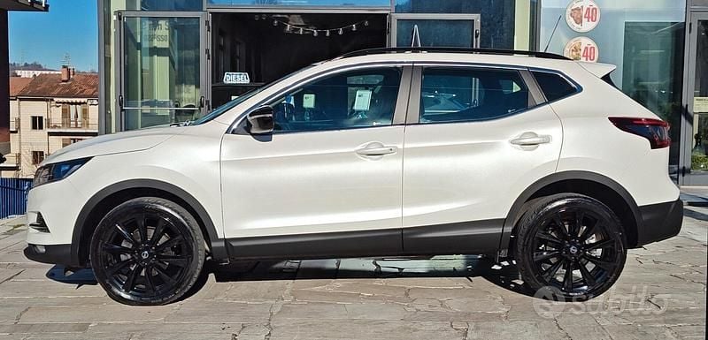 Usata Nissan Qashqai N-TEC 116 CV (85 kW) 2021 Bianco SUV