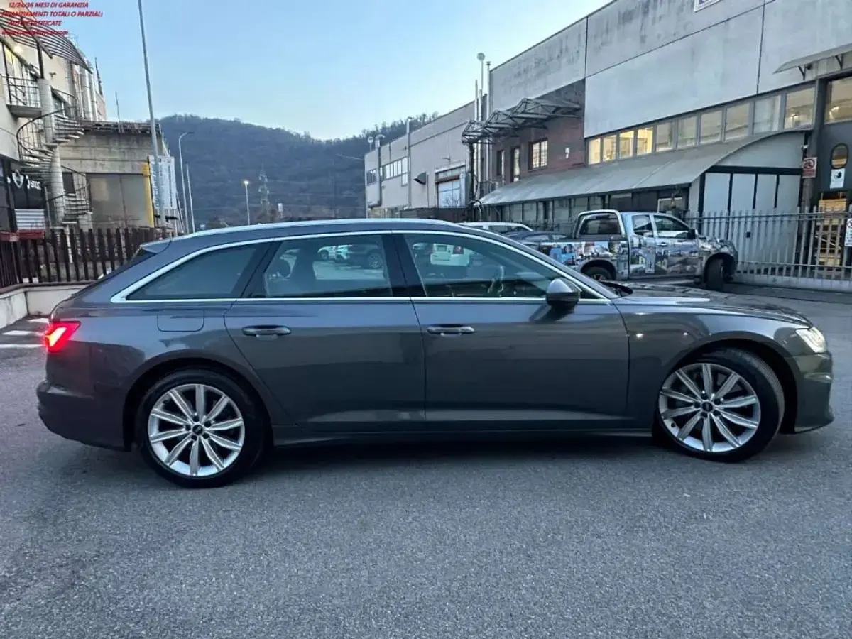 Usata Audi A6 S-Line 340 CV (250 kW) 2021 Grigio scuro Station wagon