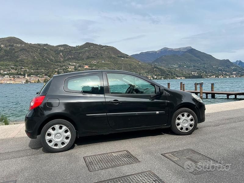 Usata Renault Clio II 2008 Nero