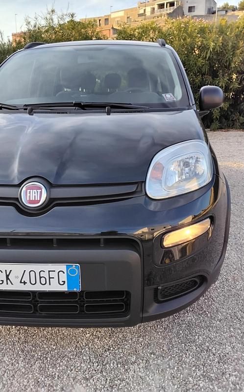Usata Fiat Panda Cross Cross 70 CV (51 kW) 2022 Nero Utilitaria