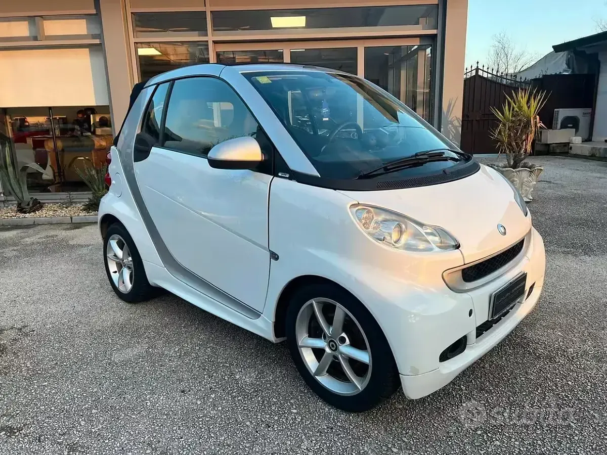 Usata Smart ForTwo Cabrio Pulse 71 CV (52 kW) 2011 Cabrio