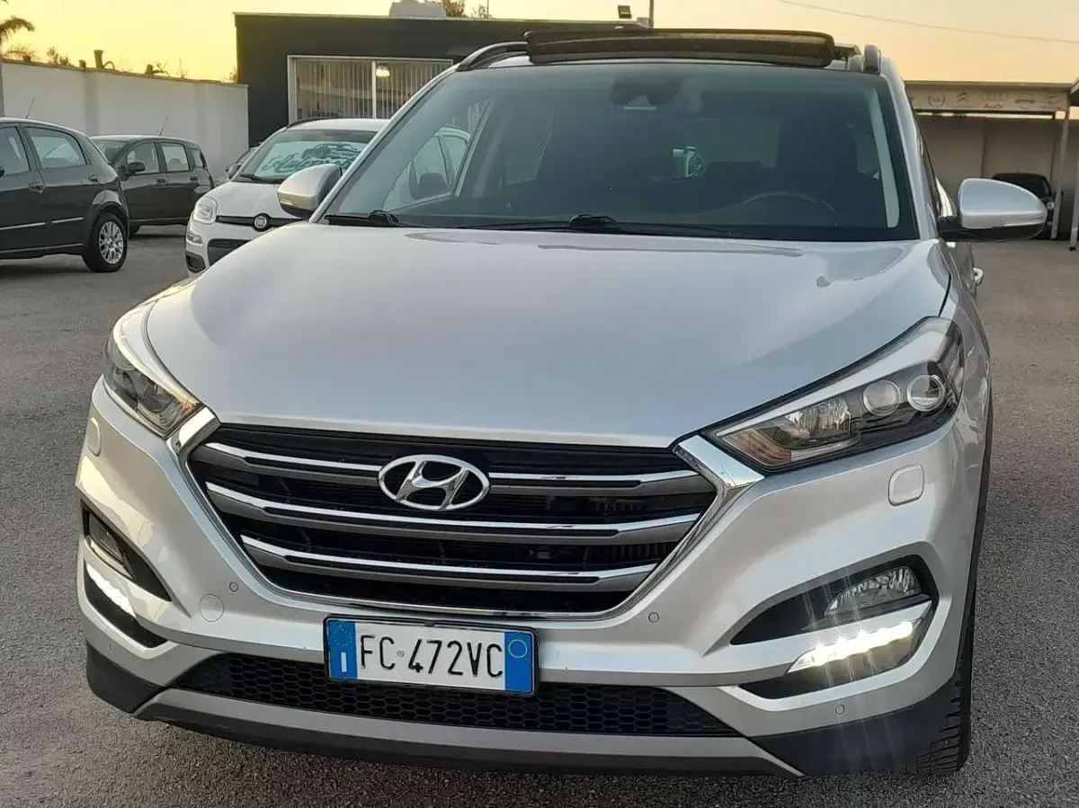 Usata Hyundai Tucson Xpossible 116 CV (85 kW) 2016 Grigio SUV