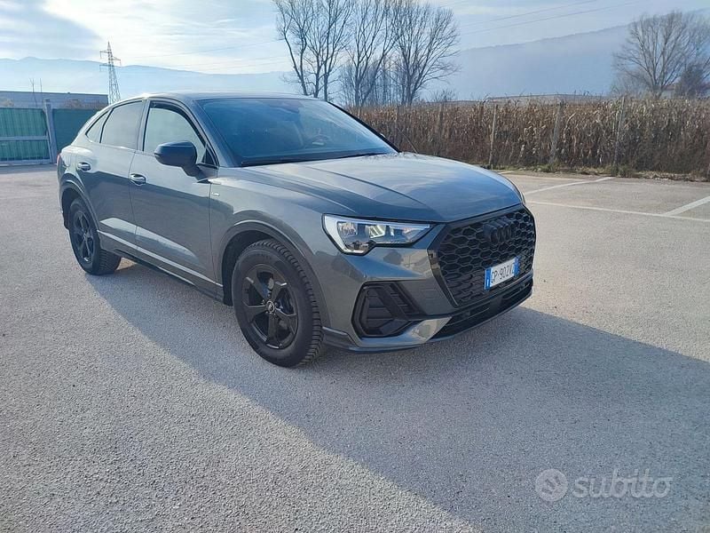 Usata Audi Q3 150 CV (110 kW) 2022 Grigio SUV
