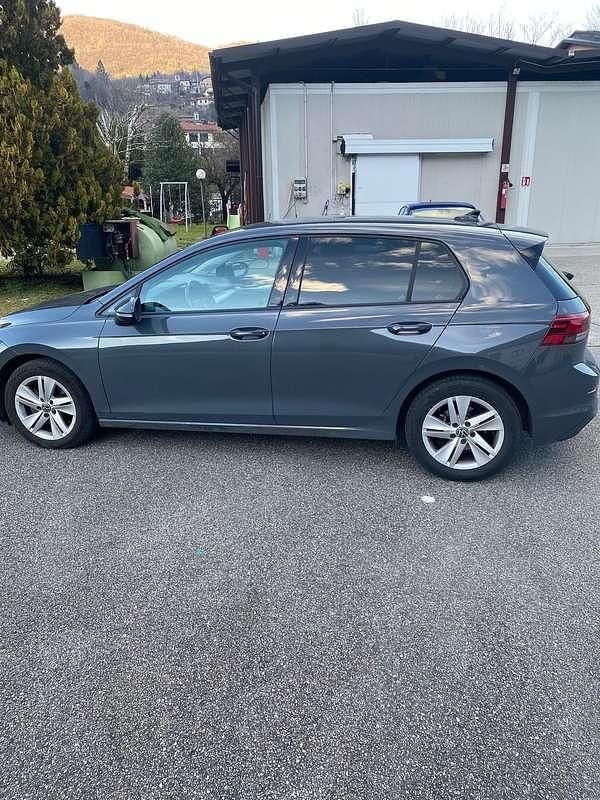 Usata VW Golf VIII Edition 150 CV (110 kW) 2020 Grigio Berlina