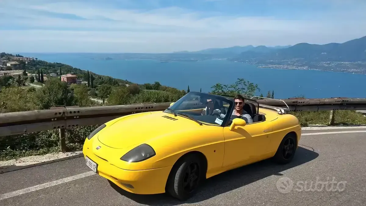 Usata Fiat Barchetta 131 CV (96 kW) 1997 Giallo Cabrio