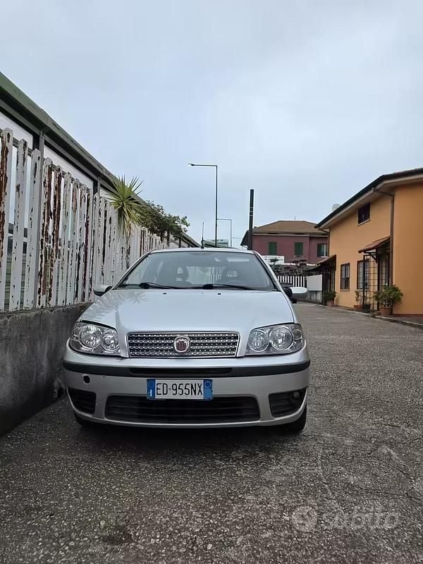 Usata Fiat Punto 2010 Grigio Utilitaria