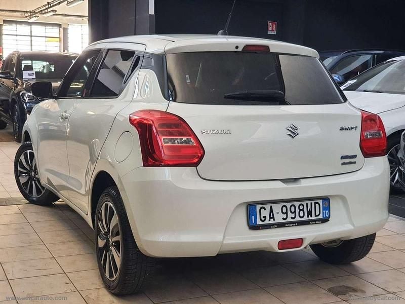 Usata Suzuki Swift 90 CV (66 kW) 2020 Bianco Utilitaria