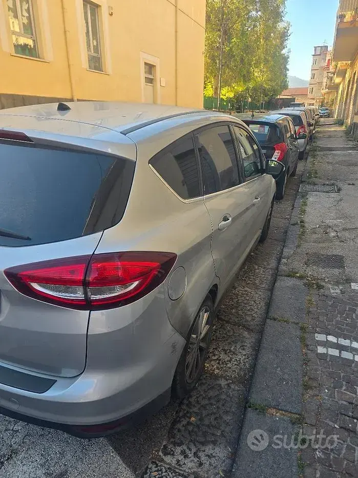 Usata Ford C-MAX 120 CV (88 kW) 2016 Grigio Monovolume