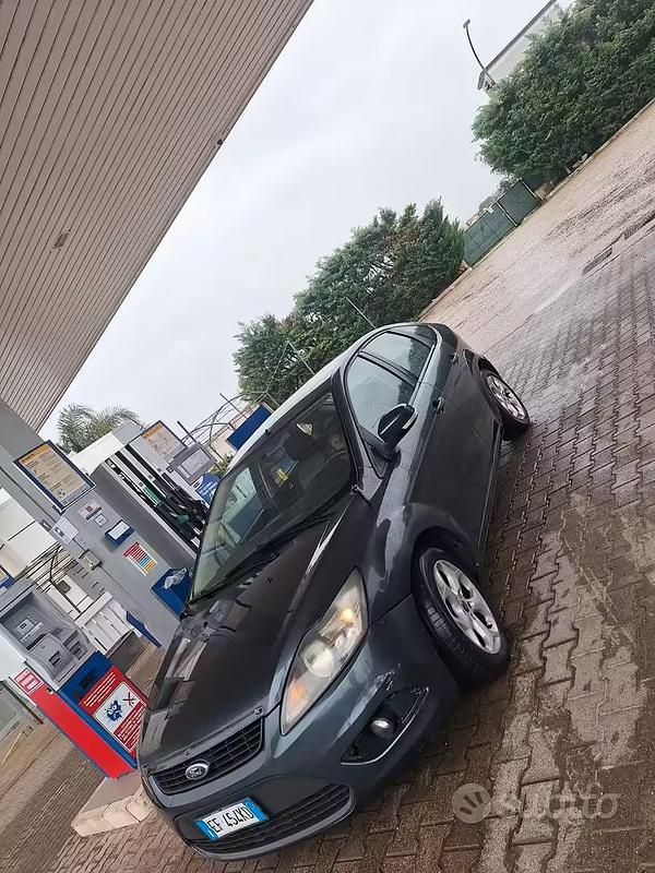 Begagnad Ford Focus 110 HK (80 kW) 2011 Sedan