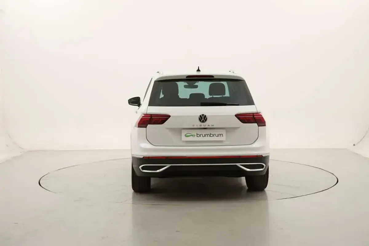 Usata VW Tiguan Elegance 150 CV (110 kW) 2022 Bianco SUV