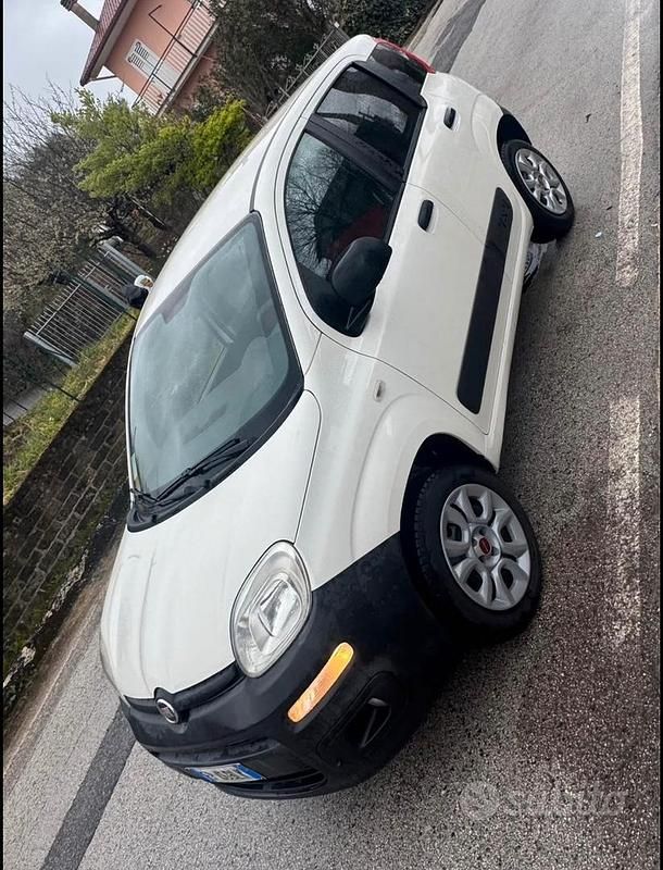 Usata Fiat Panda 75 CV (55 kW) 2013 Bianco Utilitaria